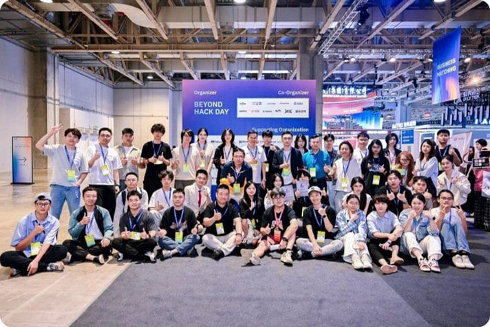 Beyond Hack Day 澳门 · 团队合影